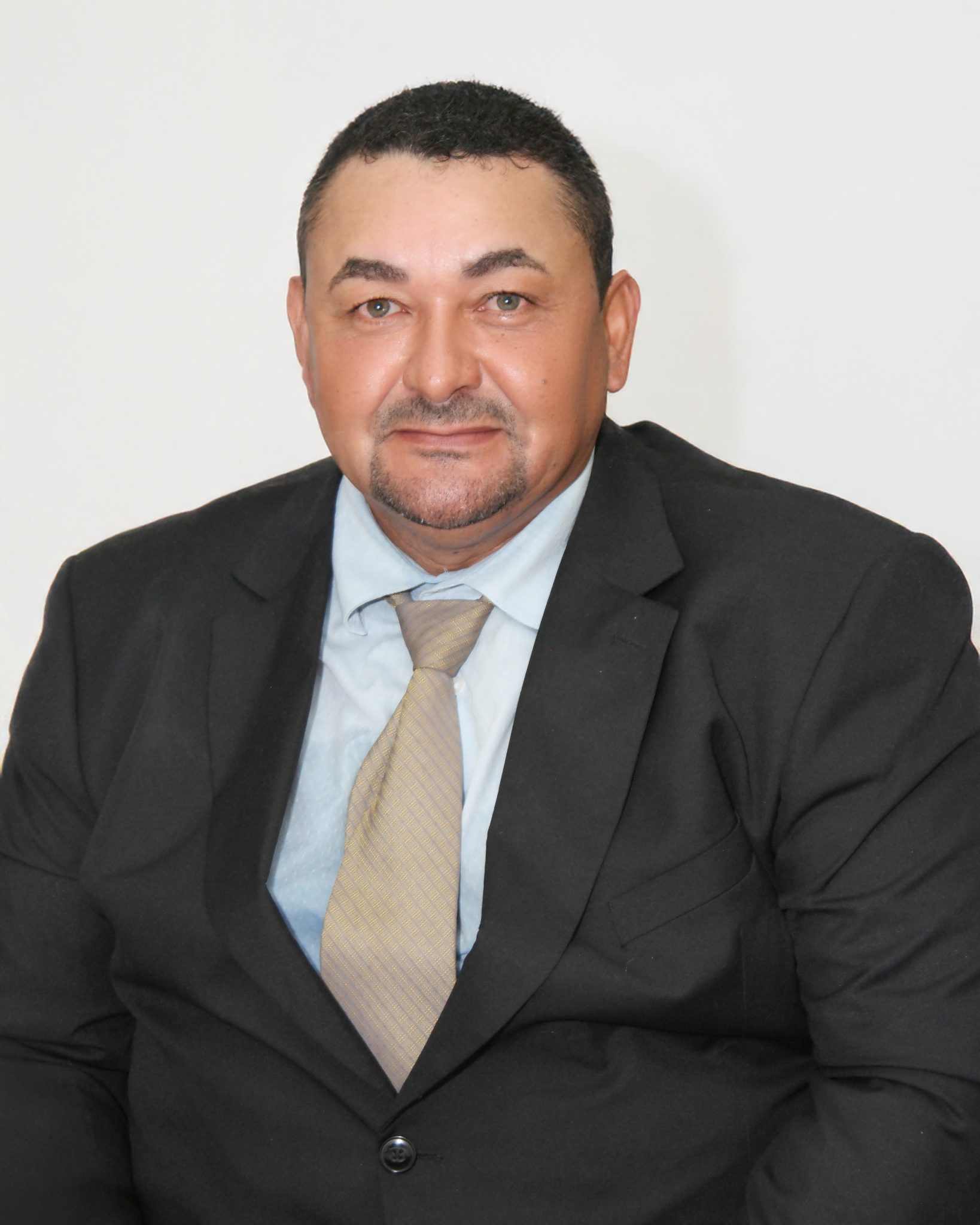 José dos Santos Neto Secretário Administrativo